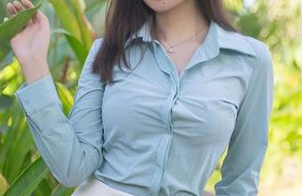 秀人网 – 唐翩翩的校服博物馆！在线不限量高清展览，快来围观！