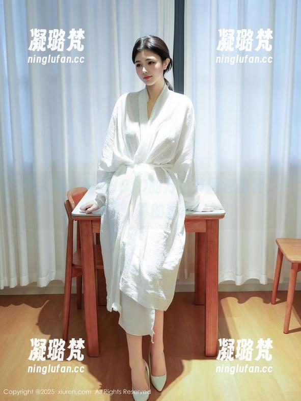 秀人网 - 喵喵JOJO的万圣节图包福利，别错过了！真的蛮魔幻的！