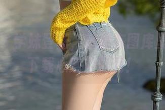 秀人网 – 学妹登场，糖糖在图库里等你，下载心意立刻到！