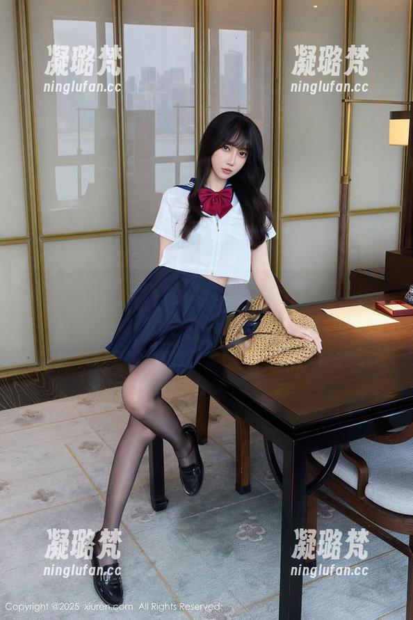 秀人网-糯美子 秀人网 - 内衣吊带主题,糯美子高清作品集。不知道你们怎么看,我是看得脸红!