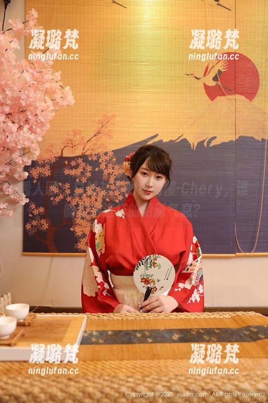 秀人网 - 白衬衫下的绯月樱-Chery，谁能拒绝这样的清新气息？