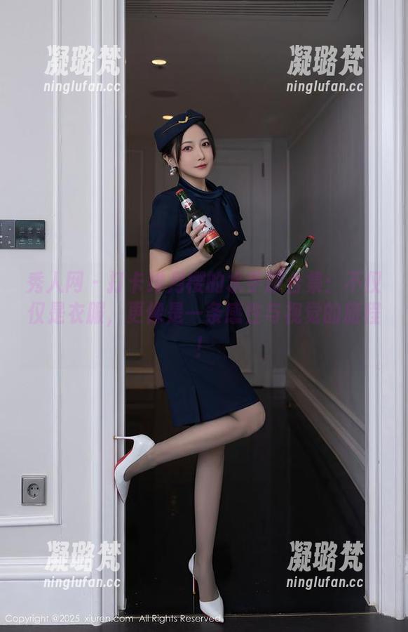 秀人网 - 打卡绯月樱的水手服合集：不仅仅是衣服，更像是一条感性与视觉的旅程！