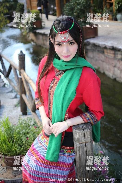 美媛馆 - 就像翻阅一本杂志，Manuela玛鲁娜的写真资源剧情满满！
