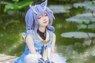 花柒Hana圣诞蕾姆原图大揭秘，精选中的小惊喜等你来发现