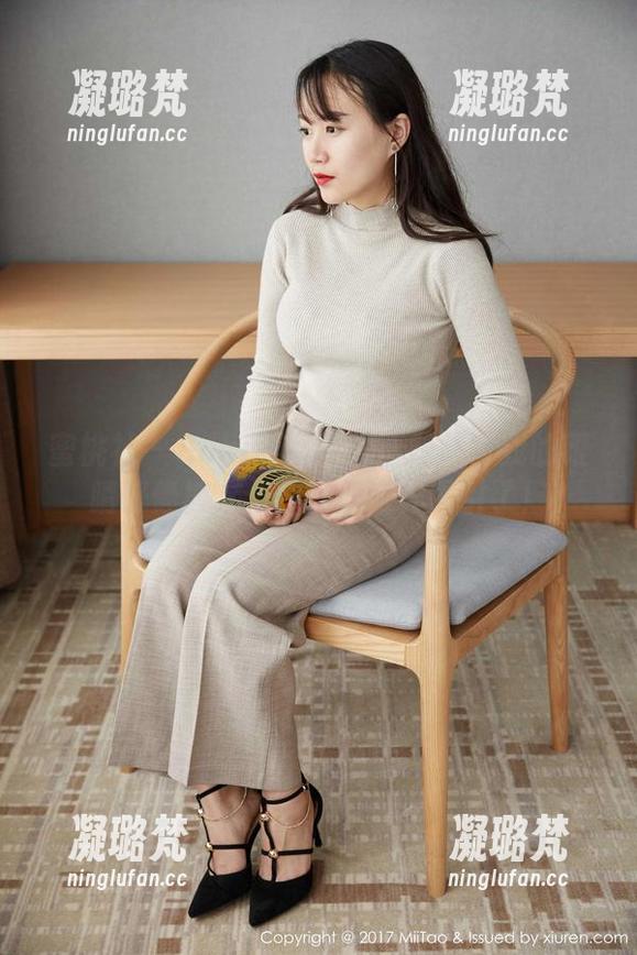 蜜桃社-Suki 蜜桃社 - Suki修女的高清探险:我的眼睛好像被这个神秘的世界吸引了!