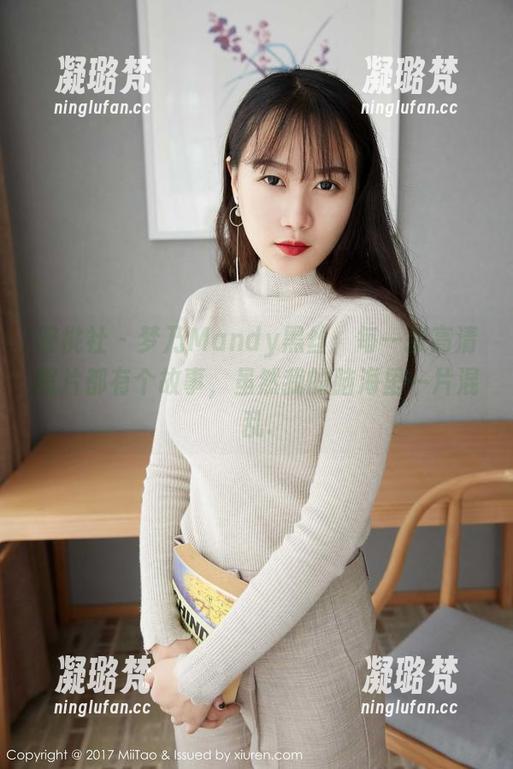 蜜桃社 - 梦乃Mandy黑丝：每一张高清照片都有个故事，虽然我的脑海里一片混乱.