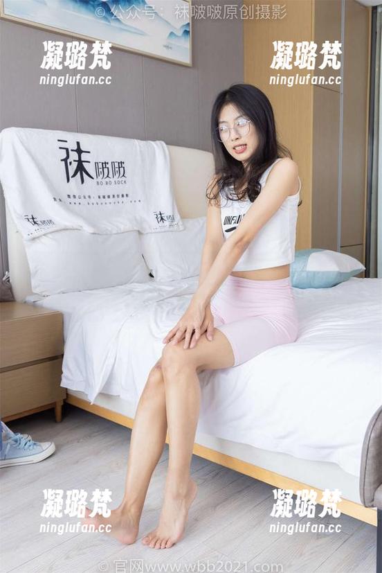 袜啵啵 - 稚予高跟凉鞋：来看看这些高清照片里多了一点傲娇