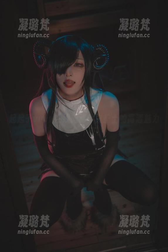 起起子vvvv在线揭秘：白护士的高清魅力无处不在！