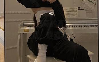 微密圈 – 在看陈佩奇的高清豹纹美图时，我的思绪有点飘，难道我也是一只豹？