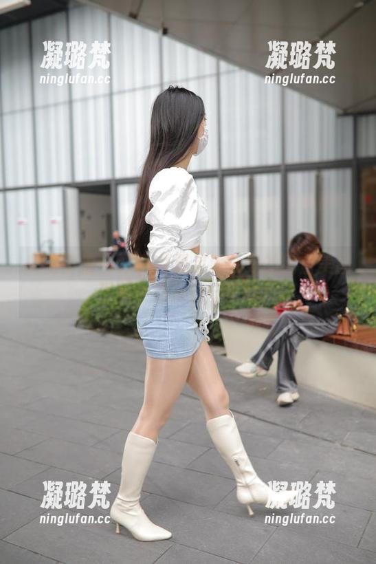 魔镜街拍 - 漂亮白晃晃！曼曼的纯白美图下载，你准备好了吗？