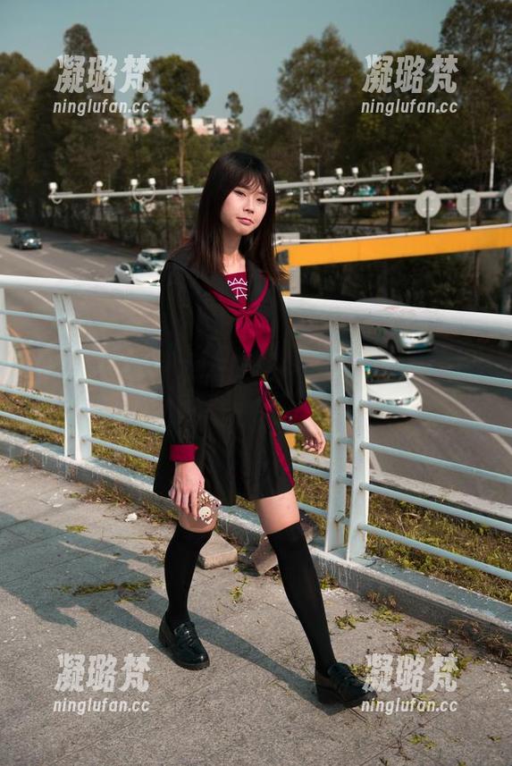 魔镜街拍 魔镜街拍:小姐姐一转身,肉丝包臀裙便成了我网盘里的新宠!