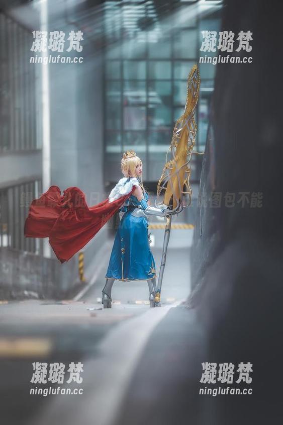鳗鱼霏儿的日常cos探秘：谁说图包不能幽默又可爱？